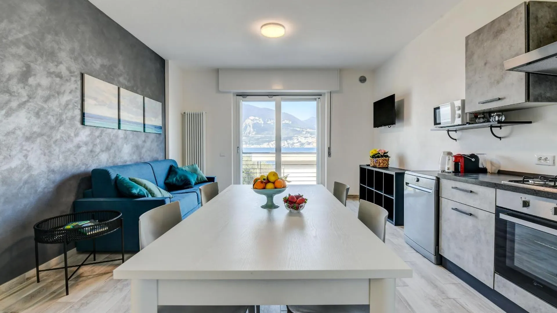 Apartment Luna - Holiday Apartments Brenzone