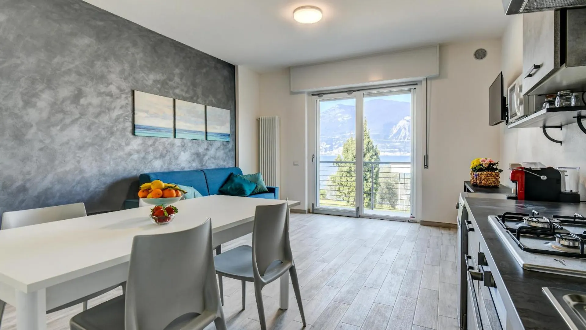 Apartment Luna - Holiday Apartments Brenzone